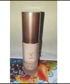 Lakme 9 to 5 Flawless Makeup Foundation (Pearl, 30 ml)