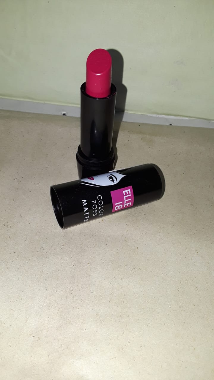 Elle 18 lipstick ( super pink)
